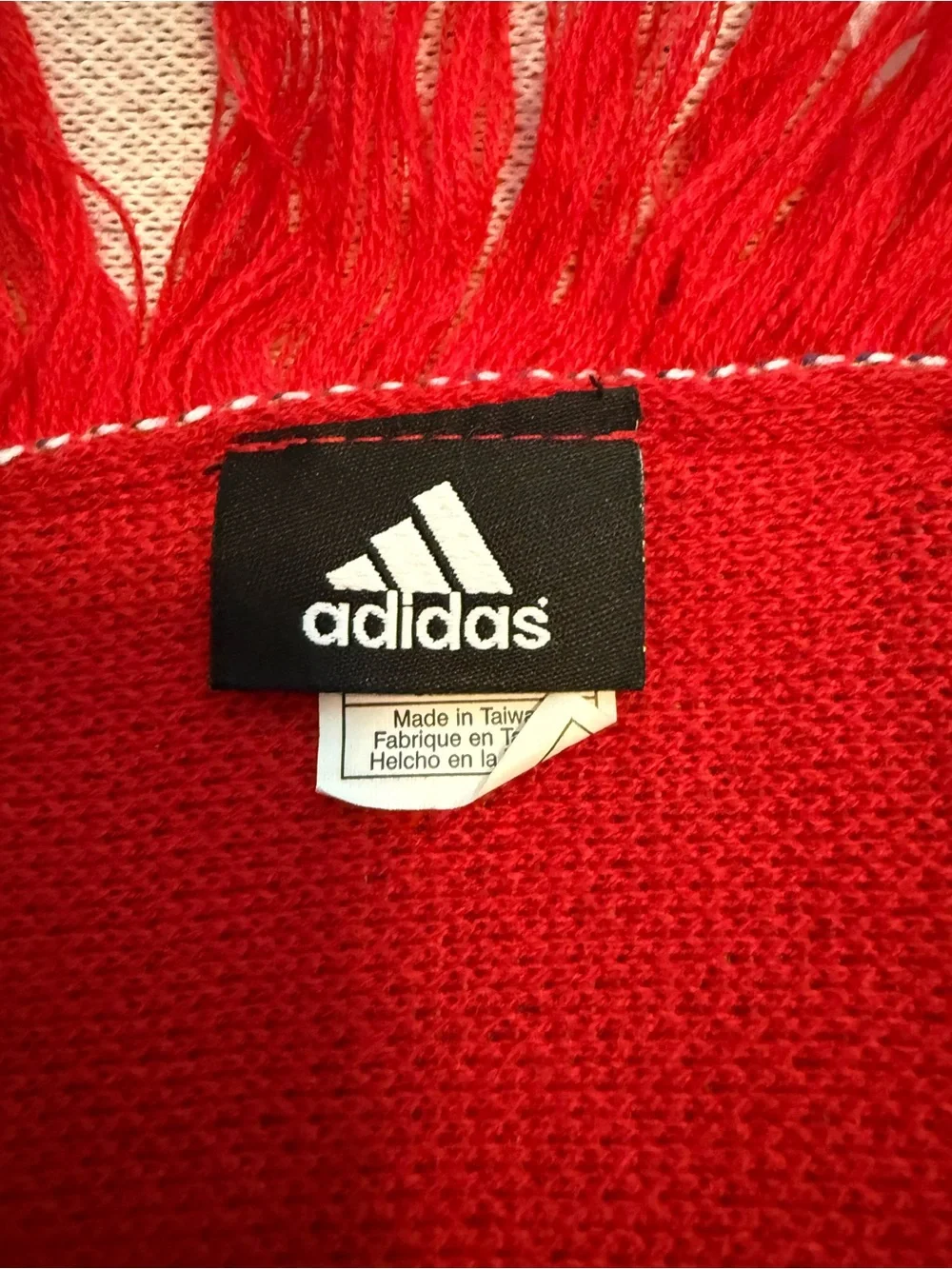 adidas Red and White FC Bayern München Kids Scarf